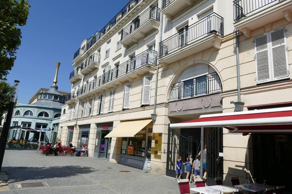 Disneyland Paris 70M² Face Parc, Place Ariane Σερί Εξωτερικό φωτογραφία