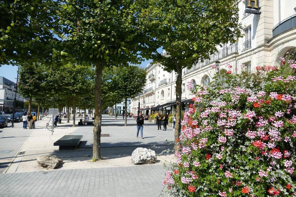 Disneyland Paris 70M² Face Parc, Place Ariane Σερί Εξωτερικό φωτογραφία